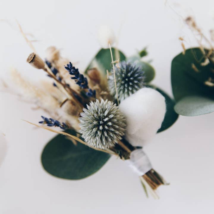 Hidden Botanics - Venta al por mayor Flores artificiales - Ramo de novia con flores secas y artificiales, verde oscuro y blanco, número 29