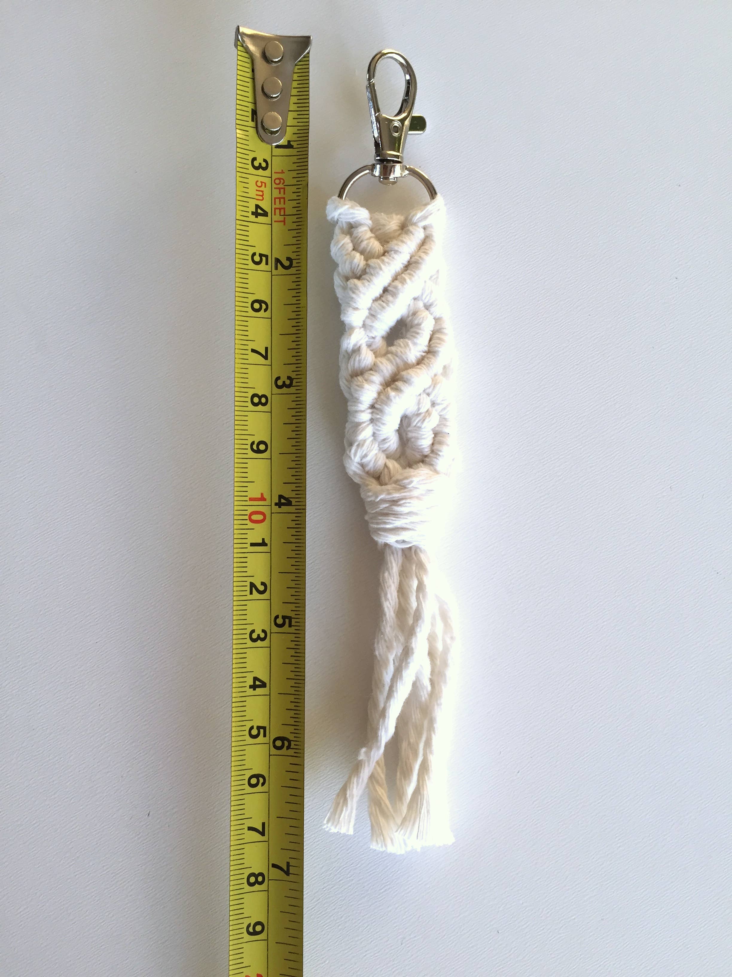 Ruby Moon Decor - Wholesale Keychain - Women's - Modern Macrame Keychain available in 11 colours6