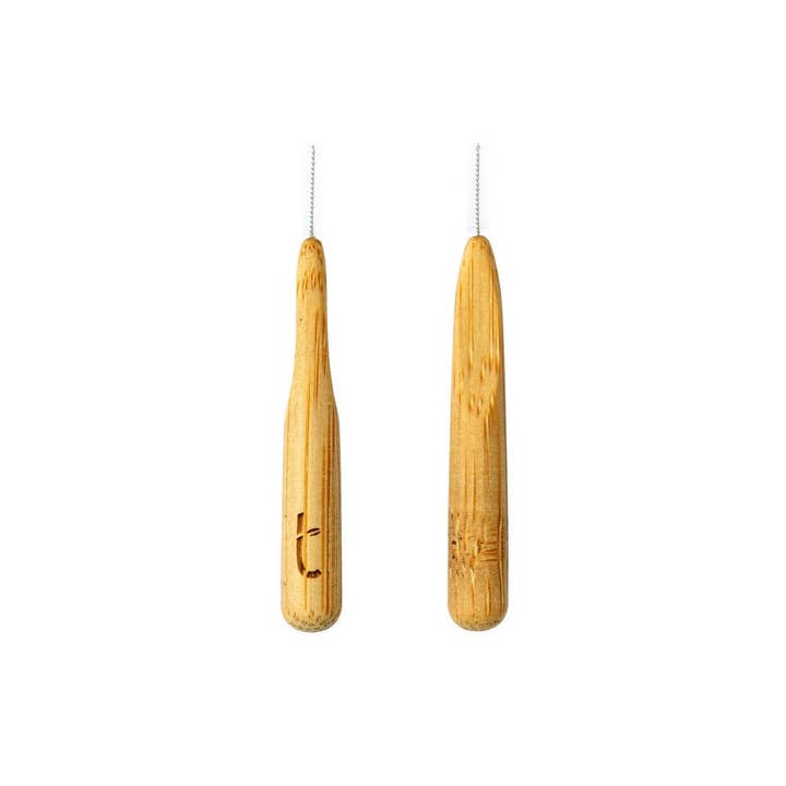Truthbrush LLC - Wholesale Toothbrush - Beautiful Bamboo Interdental Brushes. 0.5mm Red1