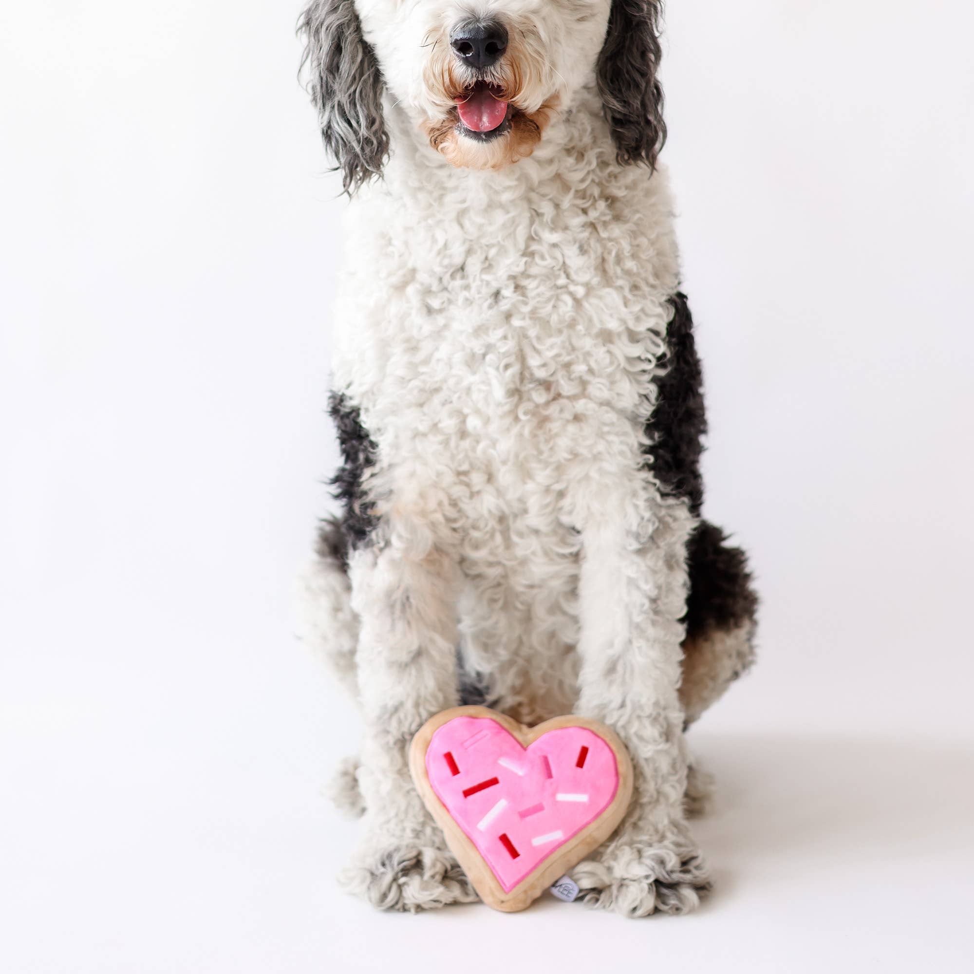 Midlee Designs – wholesale Pet plush toy – Dog – Pink Heart Sugar Cookie Dog Toy13