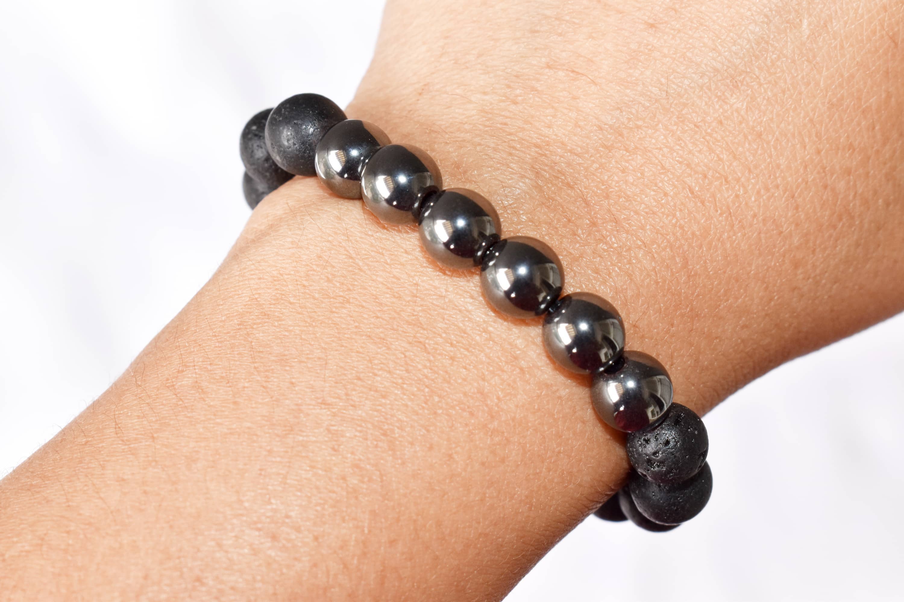 Soothing Crystals - Vendita all'ingrosso Bracciale per aromaterapia - Bracciale Diffusore | Lava con Ematite | Pietra Diffusore di Olio1