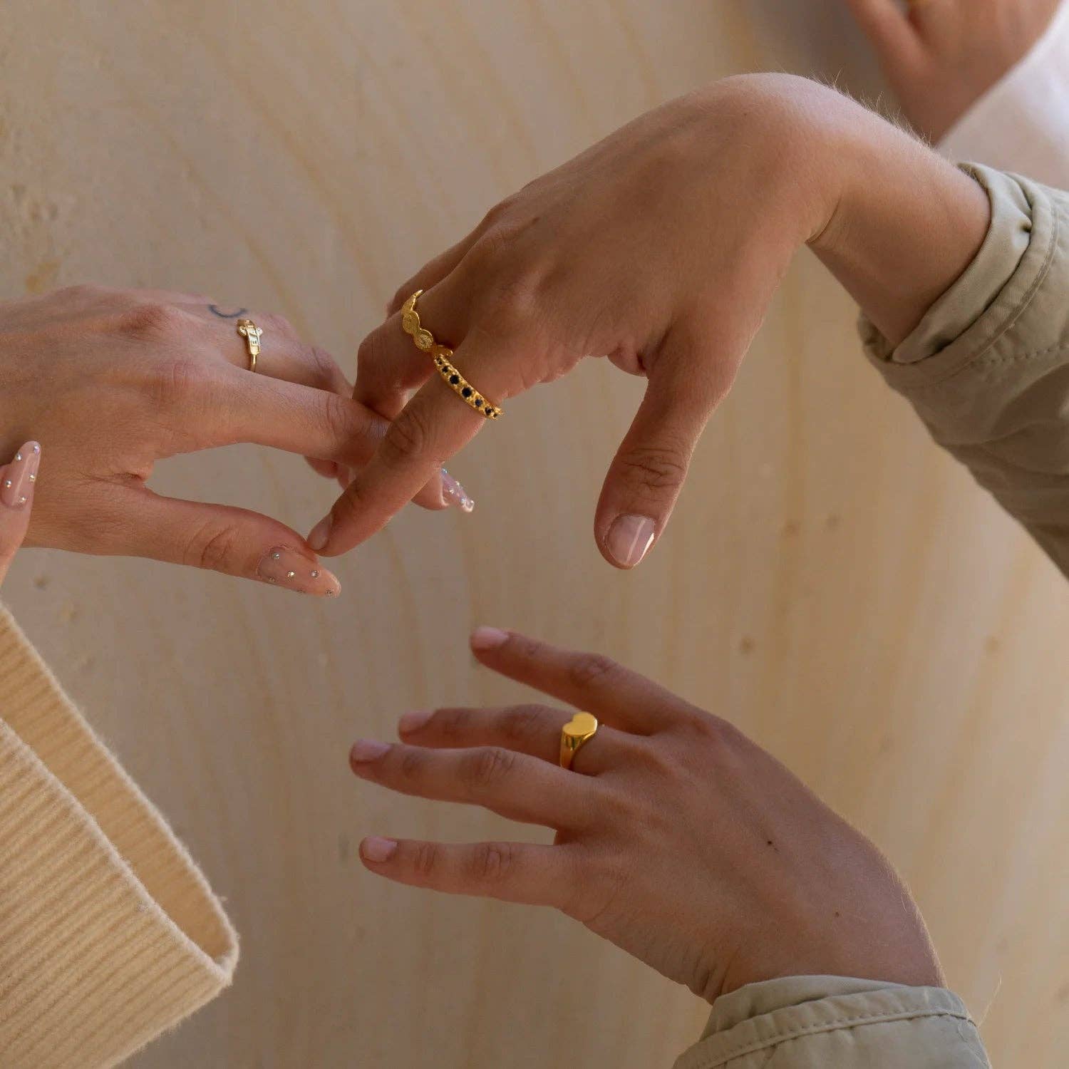 Love Local Jewelry - Wholesale Multi-Stone Ring - FREYA SAPPHIRE RING7