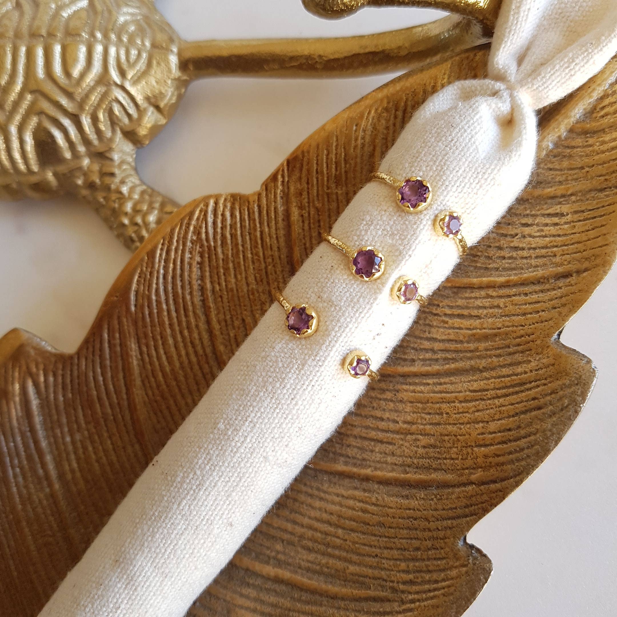 GINANDGER – Engroshandel Ring med sten – Justerbar ring Daenerys med ametyster, 2 mikroner forgyldt2