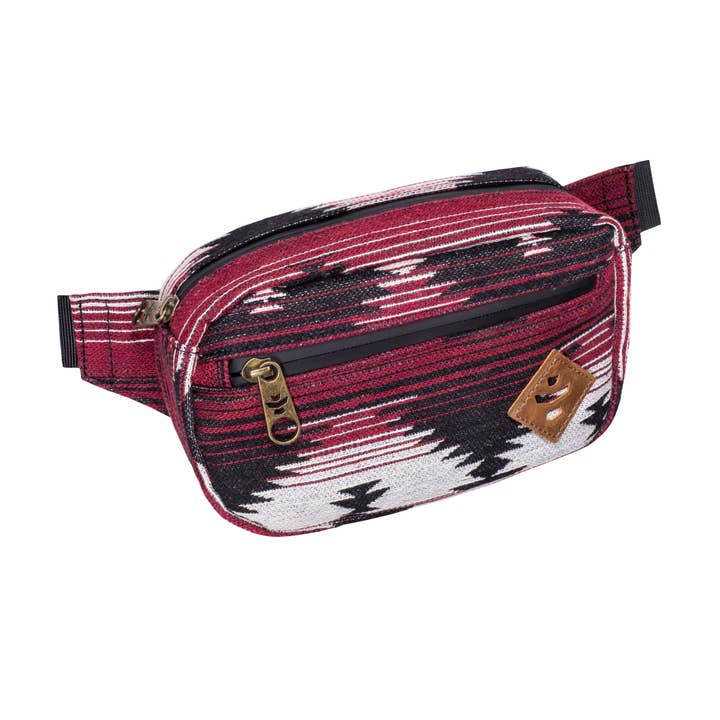 Revelry Supply - Wholesale Crossbody Bag - Women's - The Companion Crossbody40
