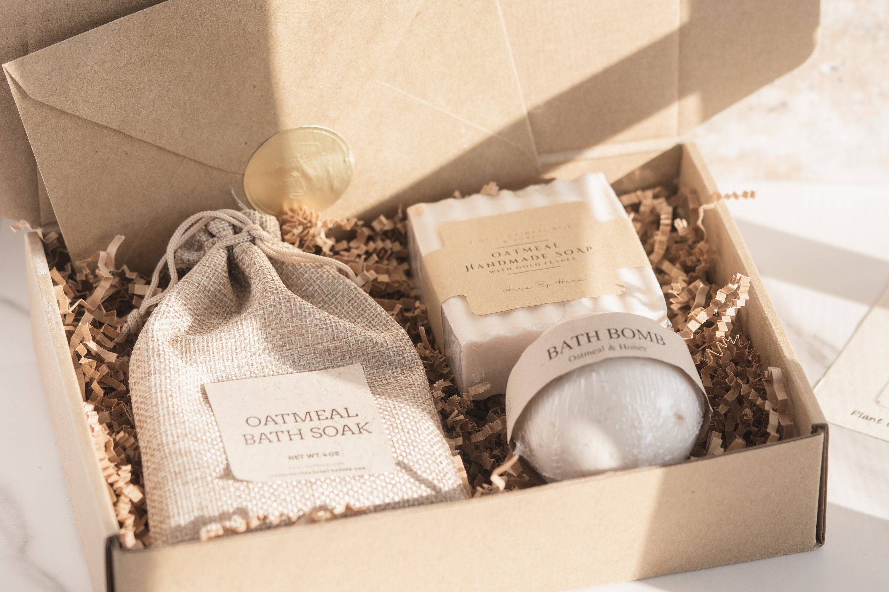 Hera By Hera Bath and Body – wholesale Bath & body set – Oatmeal Milk and Honey Bath Salts Bath bomb and Soap Set | Holiday Gift | Stocking Stuffer9