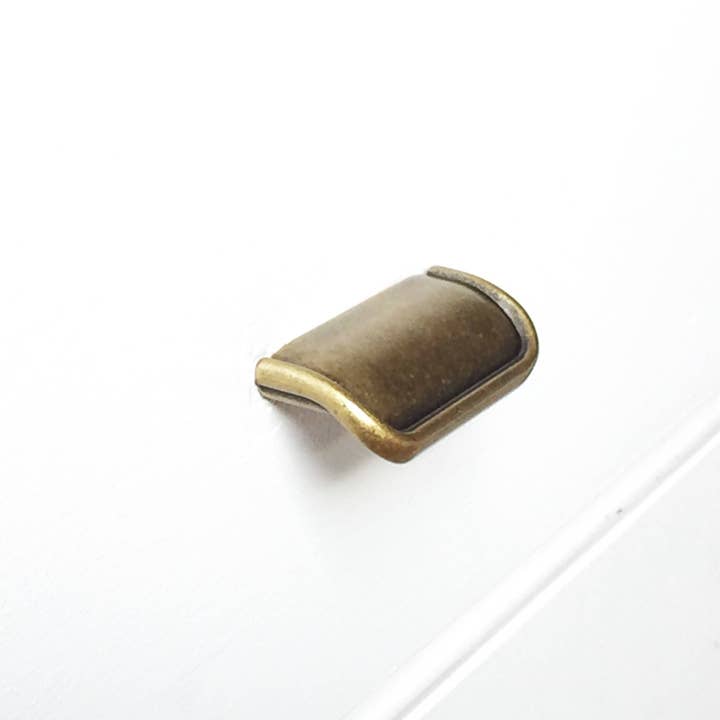 Industry Hardware - Wholesale Knob/Pull - Tab Finger Drawer Pulls "Ella" in Antique Bronze6