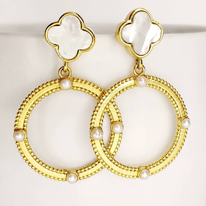 Boucles d'oreilles Lydia Opening Heart pour la vente par CB Jewelry
