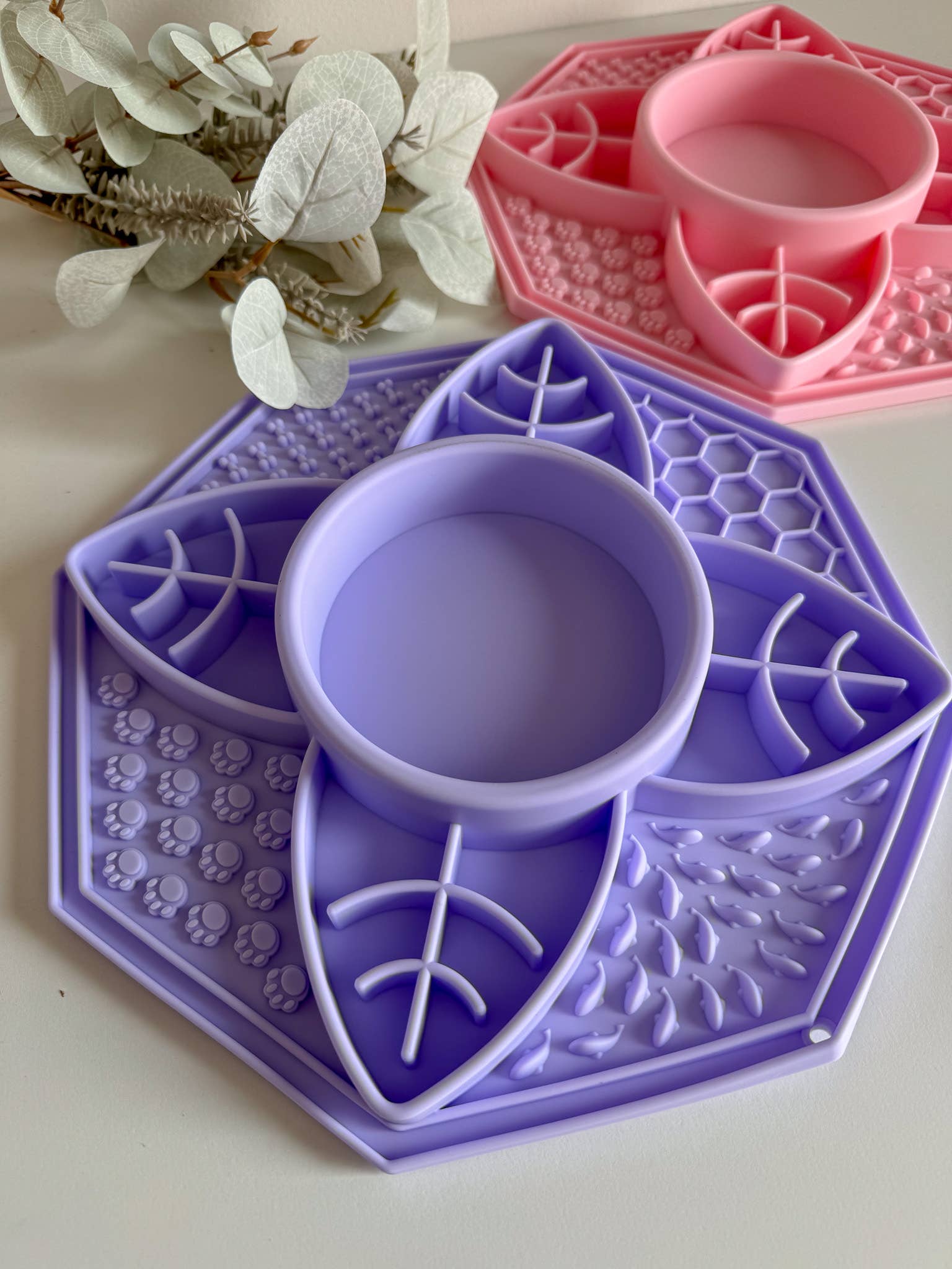 Doggotique - Wholesale Pet Bowl - Cat/Dog - Lick Mat Lotus Pink&Purple, Slow Bowl for Dogs and Cats0