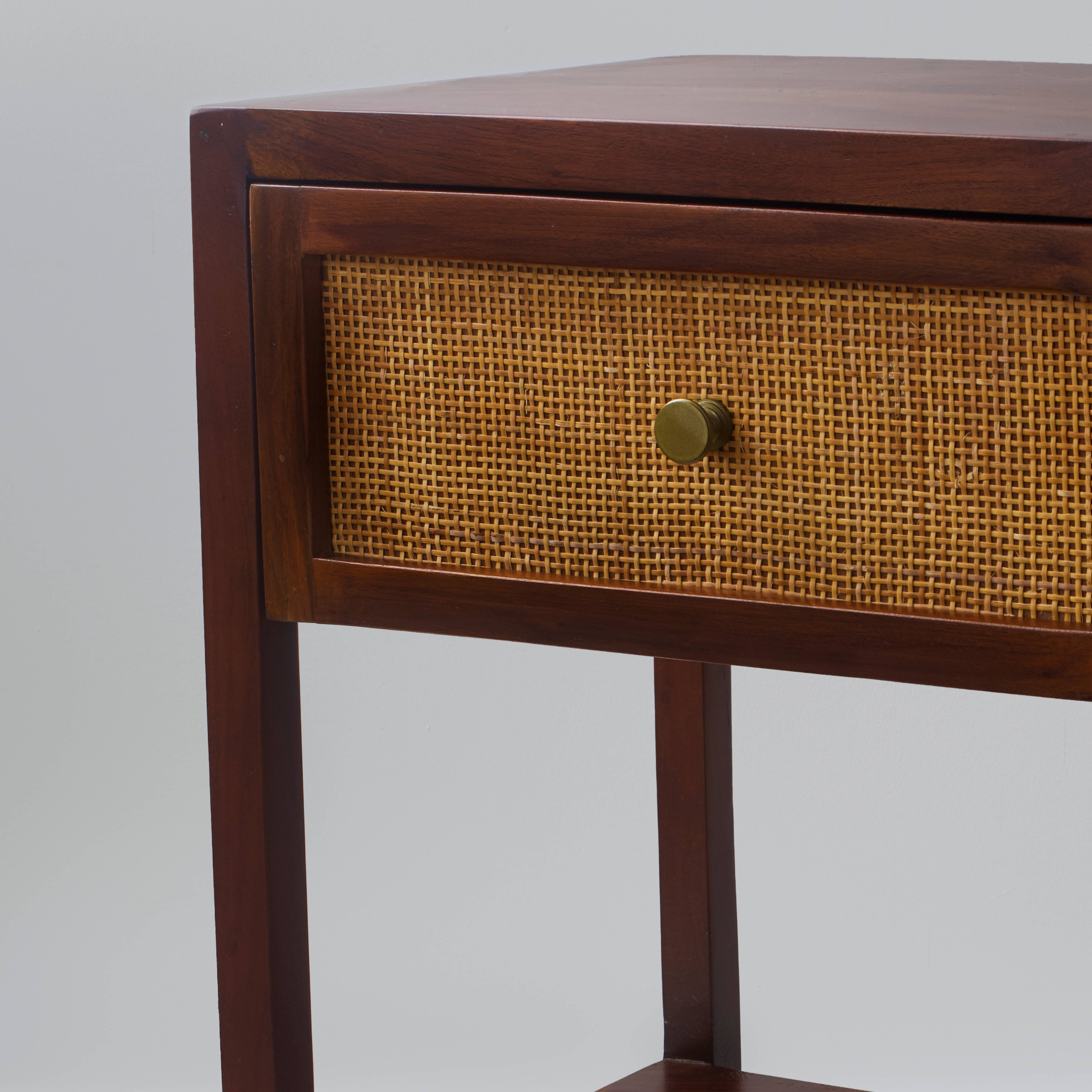 Atolia Designs - Vente Tables basses - Table de chevet Hattie à 1 tiroir2