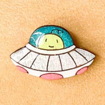 Spilla Disco Volante: Stravagante Spilla Aliena, Regalo di Astronomia per la vendita all'ingrosso da parte di PinTonik