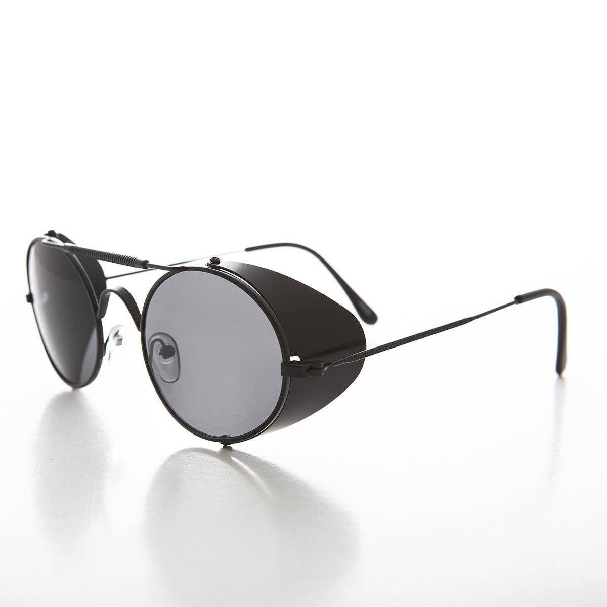 SUNGLASS MUSEUM - Wholesale Sunglasses - Unisex - Black Steampunk Sunglass with Folding Side Shields - Bram 44