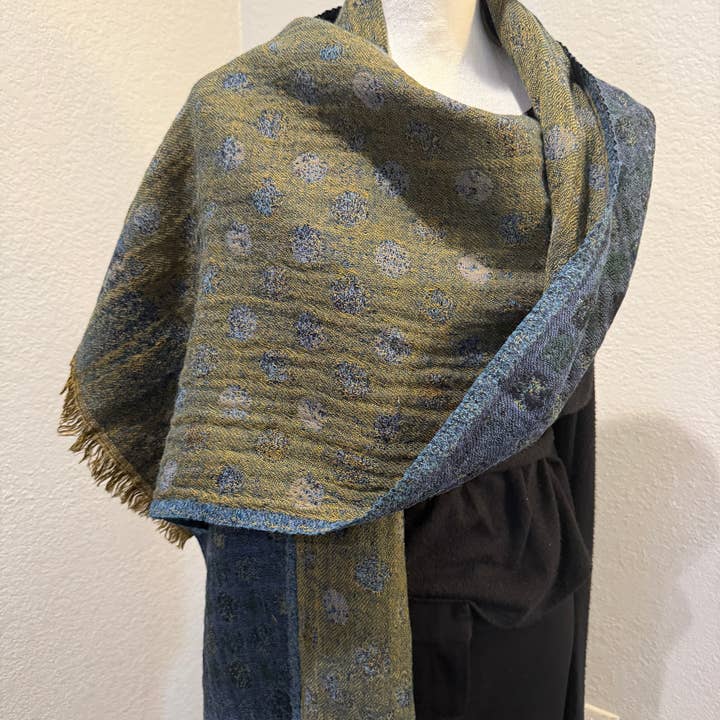In Style Scarves - Wholesale Wrap – Women's - Reversible Boiled MerinoWool Shawl/Poncho/Wrap Teal Dots4
