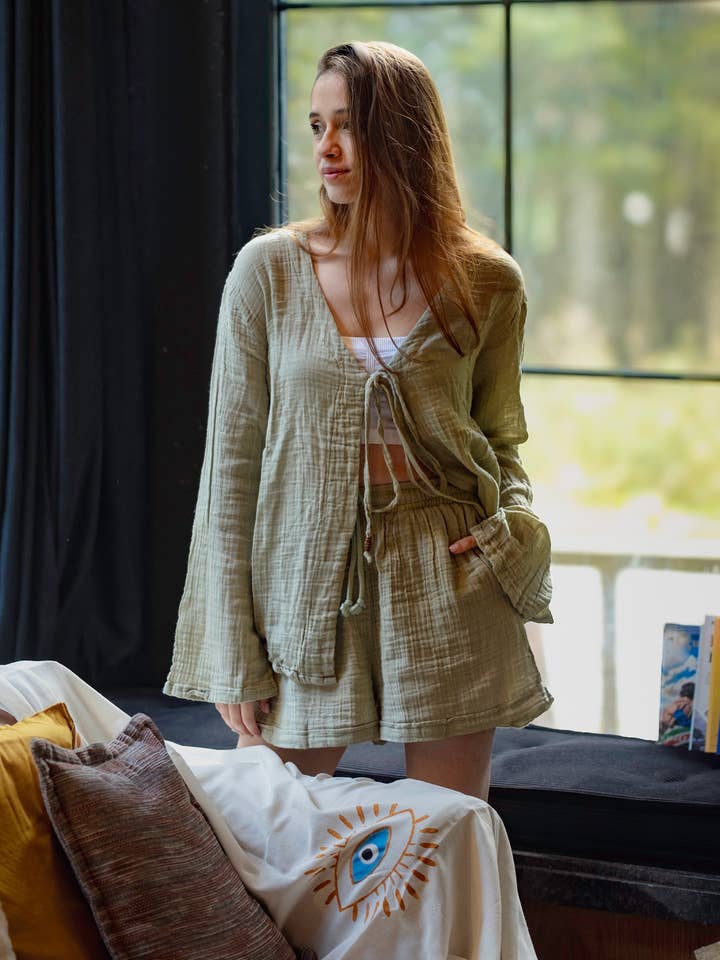 Moa - Wholesale Lounge Set - Women's - Green Top & Shorts Crinkle Cotton Lounge Wear Set
