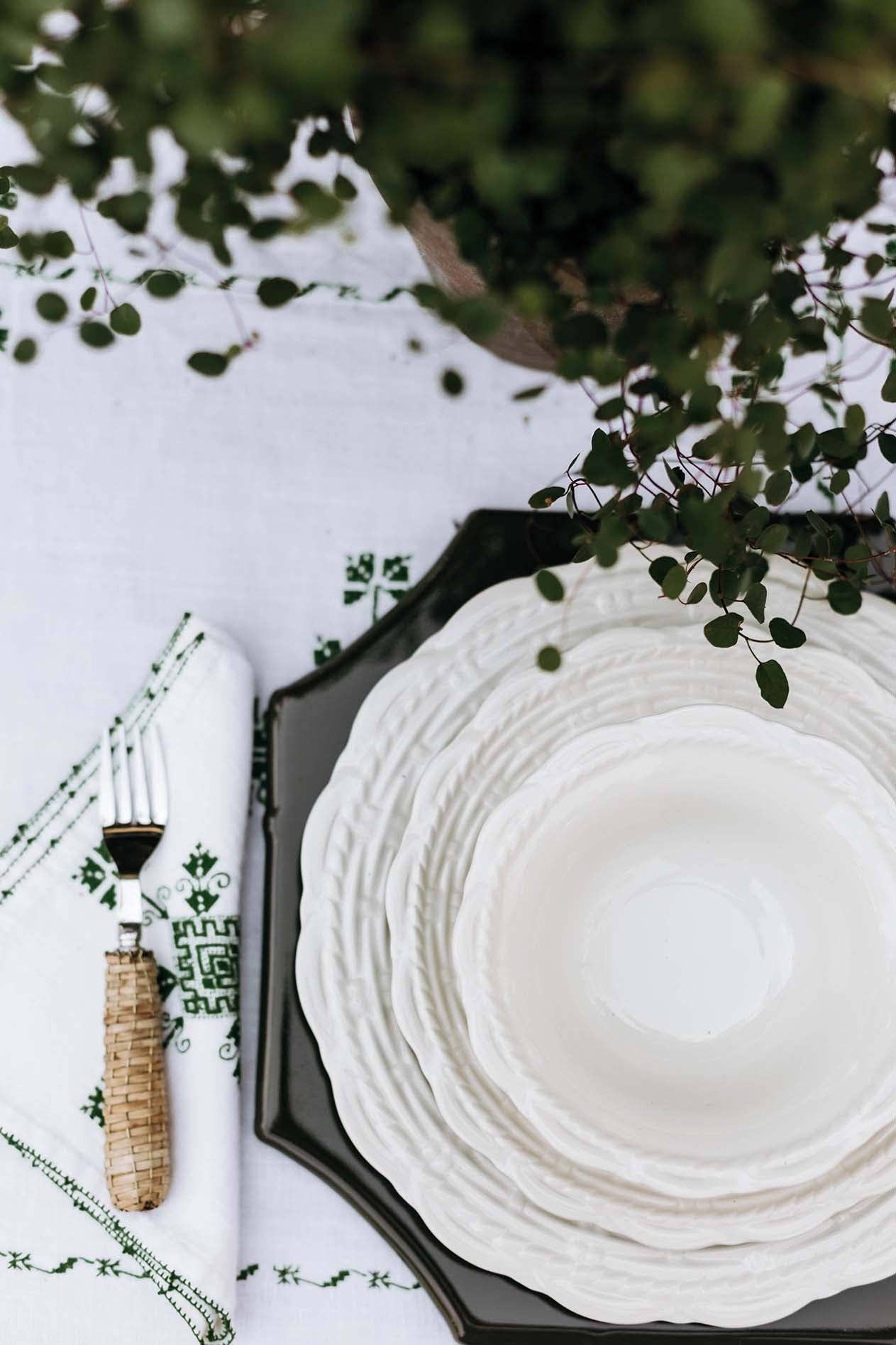 Provvista Designs - Wholesale Dinner Plate - Basket Jubilee Dinner Plate6