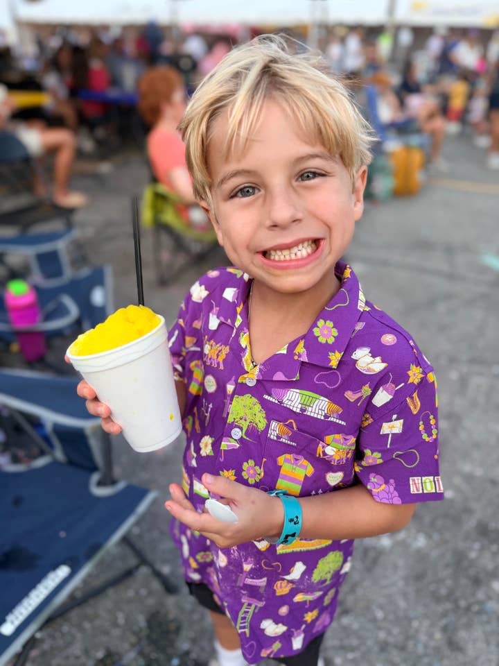 Nola Mercantile - Wholesale Button Down Shirt - Kids - NM Kid's Mardi Hawaiian2