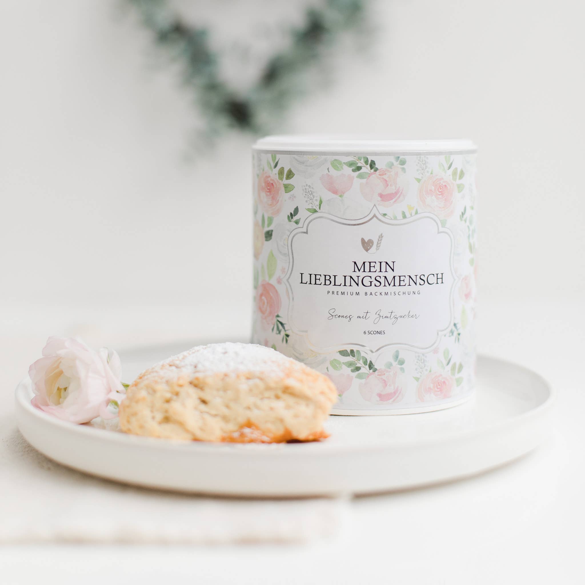 Bake Affair GmbH - Wholesale Taart/cakemix - Mein Lieblingsmensch bakmix - scones met kaneelsuiker1