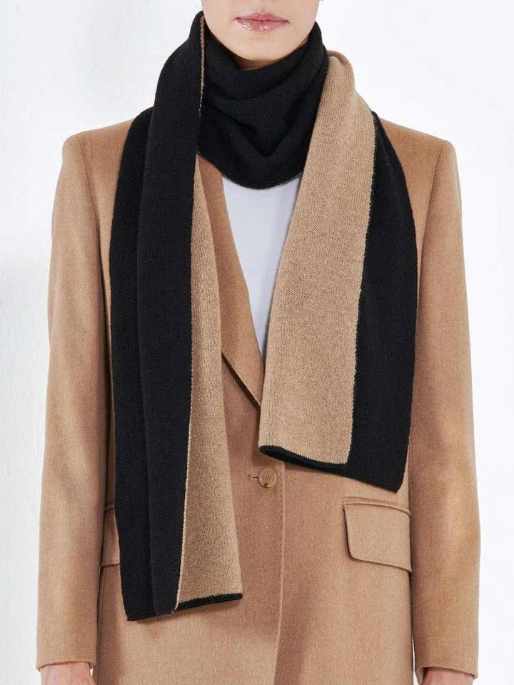Women's Two-Tone Cashmere Scarf for wholesale by MaisonCashmere