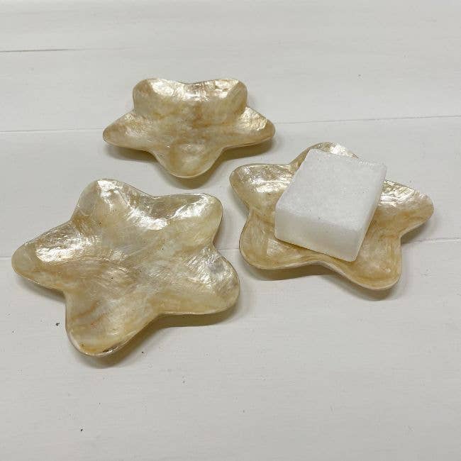 ByBazz – wholesale Decorative plate/dish/bowl – Schaaltje Schelp Capiz XS Goud14