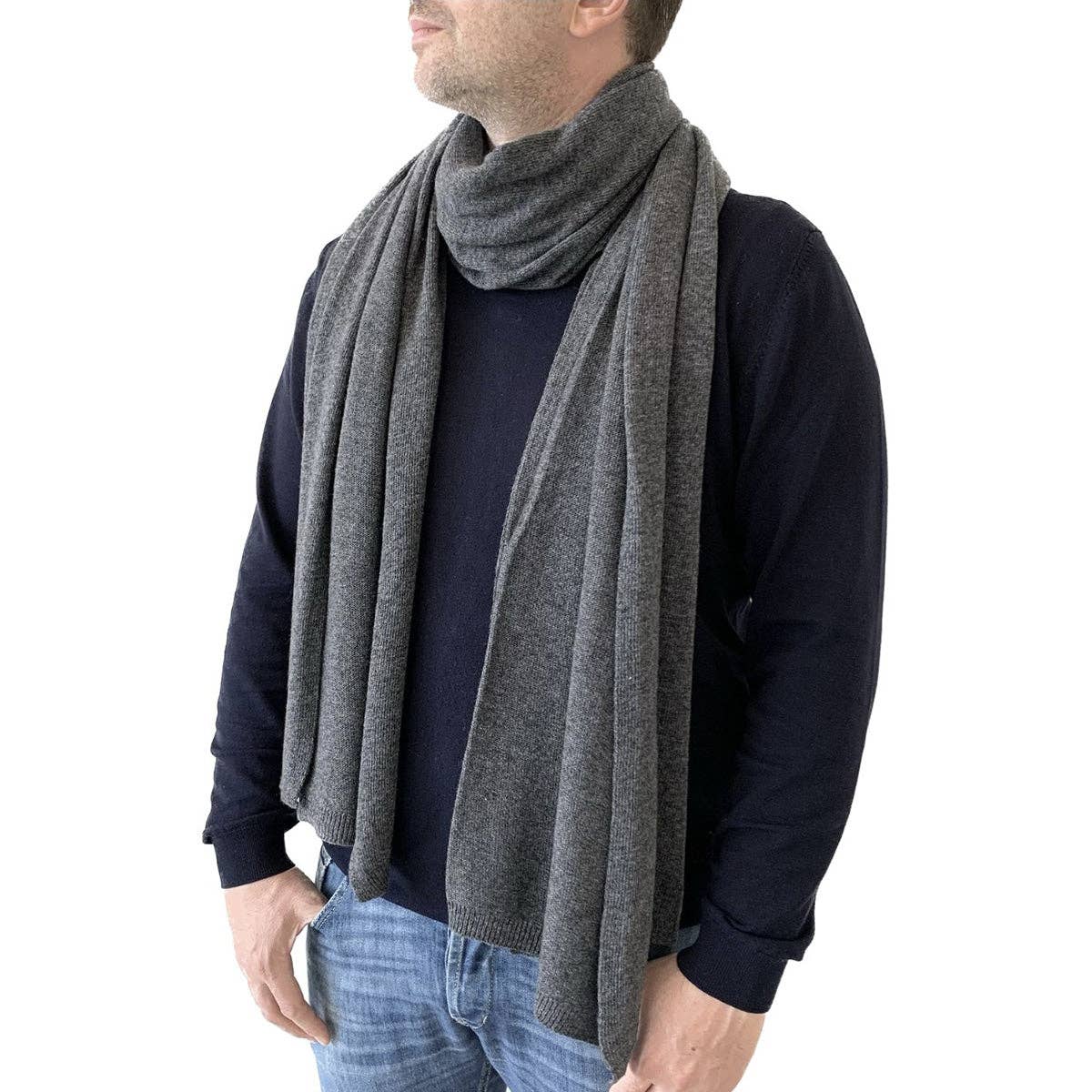 MAGENTA SHAVED STOLE for wholesale on Faire2