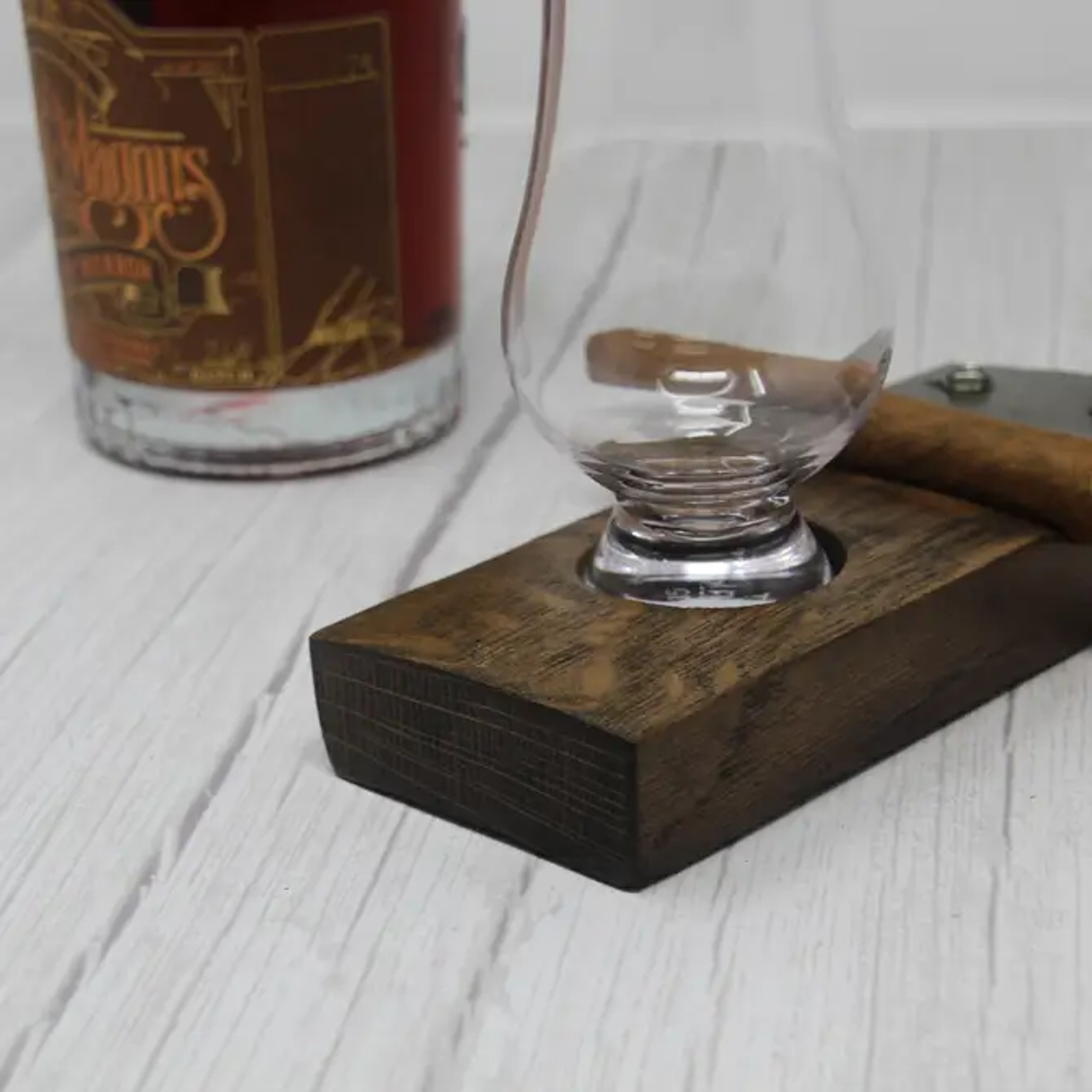 Barrel-Art - Wholesale Onderzetters - Whisky staafonderzetter met sigaarhouder en Glencairn-glas7