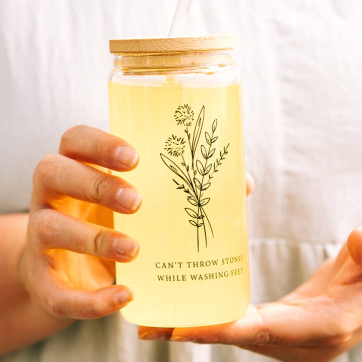 Verre de café glacé Can't Throw Stones + Couvercle en bambou + Paille pour la vente par Grace and Joy Company