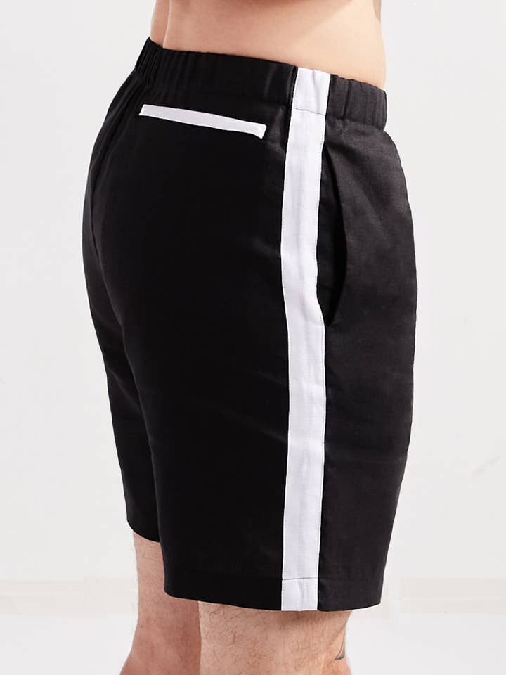 Pantalones cortos de lino en negro para venta al por mayor de Amy Page DeBlasio