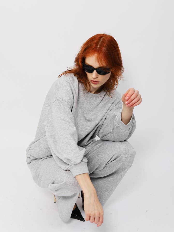 EASY MODE - Wholesale Sweatshirt - Women's - Sweatshirt - 11812