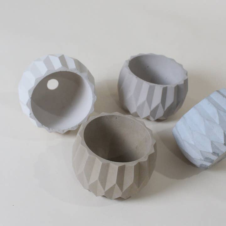 Mindful Cements - Wholesale Plant Pot - Geometric Fluted Flower Pot | Mindful Cements4