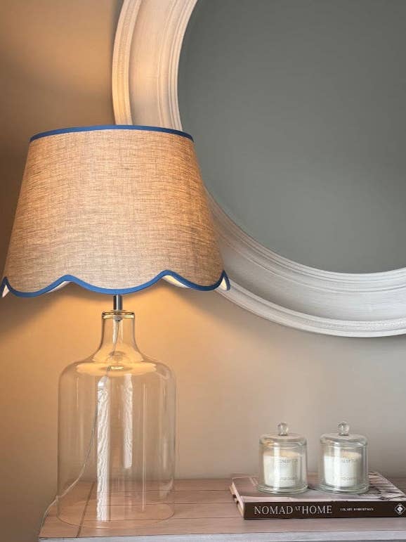 Pantalla de lámpara de lino con ribete azul de vieira para venta al por mayor de LNH EDIT