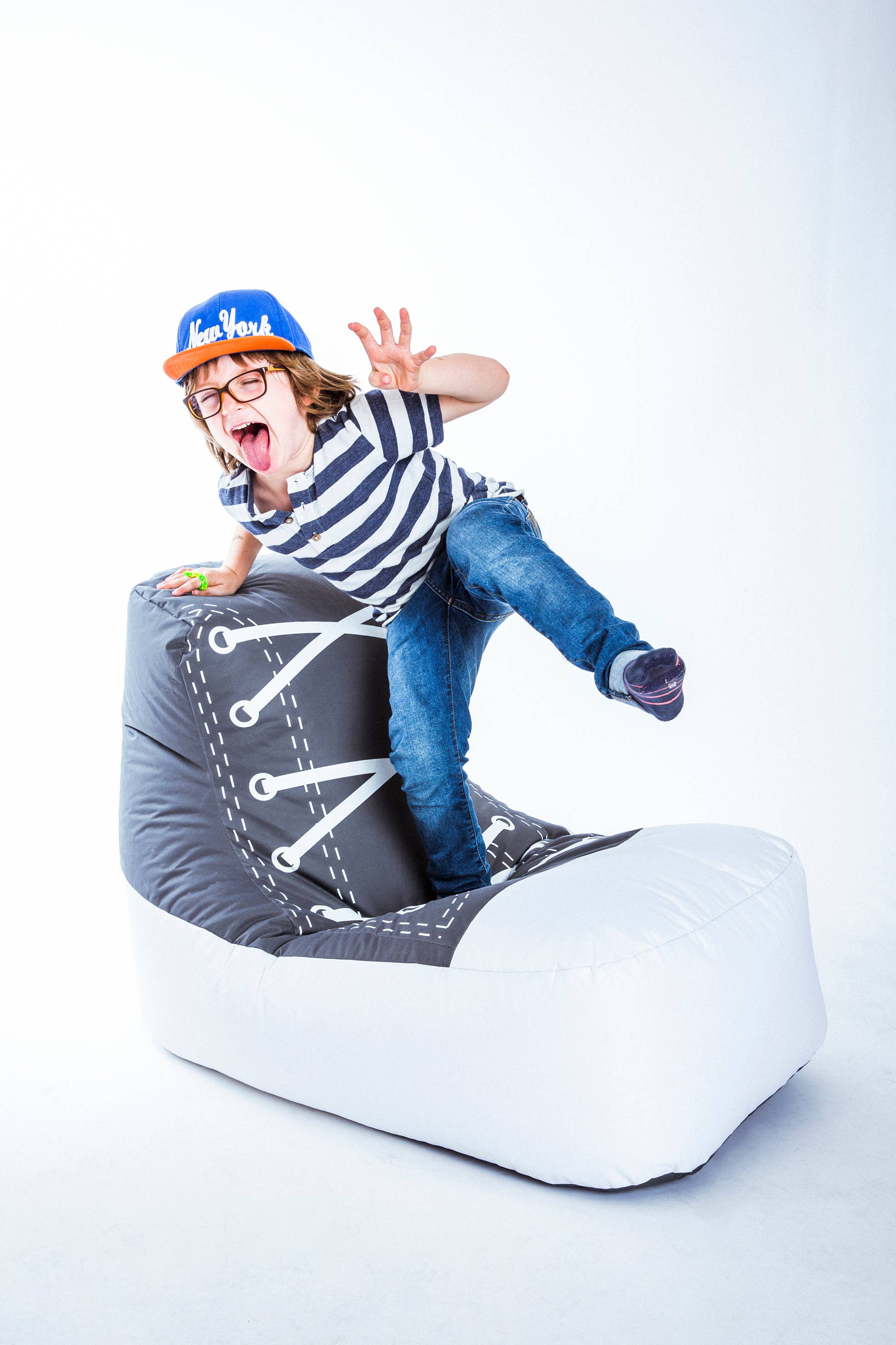 Gouchee Home - Vente Chaise – enfant - Pouf Gouchee Chuck Brava Gris1