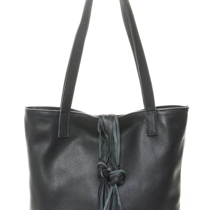 DUSTIN Zwart voor wholesale door Carla Mancini