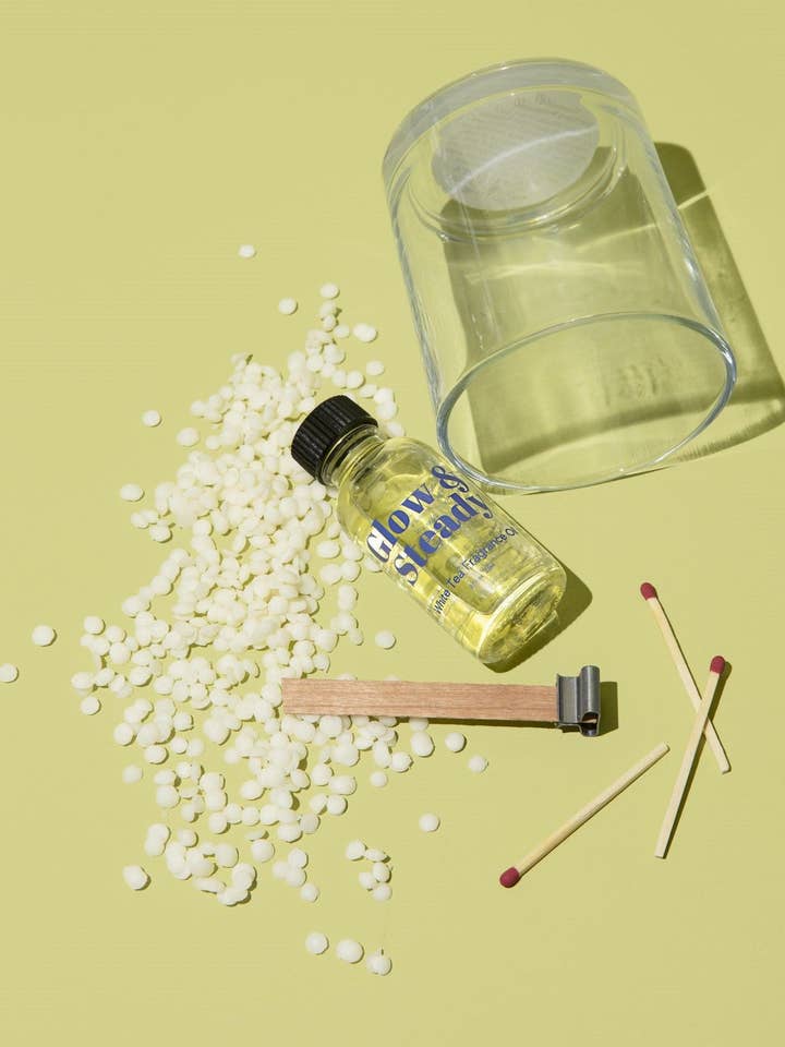 Lav din egen Candle Kit for engroshandel hos Glow & Steady