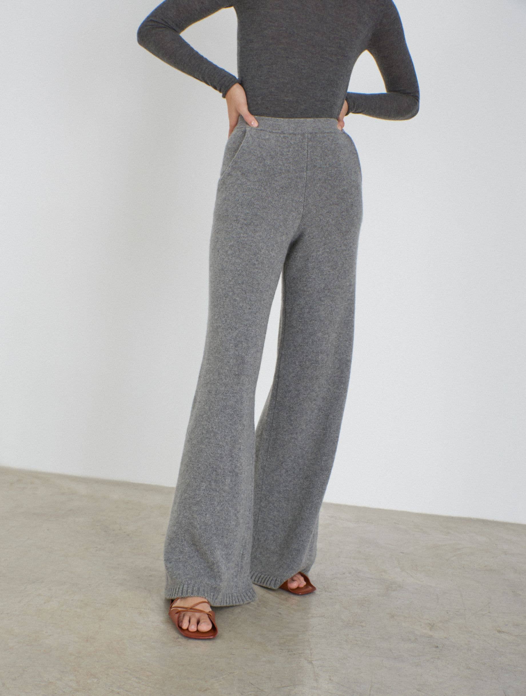 Leap Concept - Wholesale Pants - Women's - LUCA cashmere knitted wide pants13