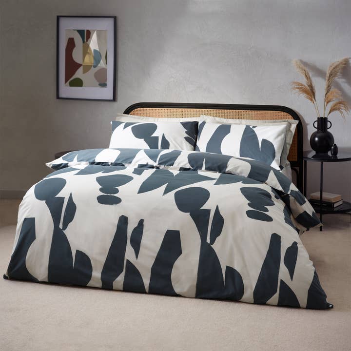 Meta Abstract Cotton Rich Duvet Cover Set Dusk for wholesale on Faire