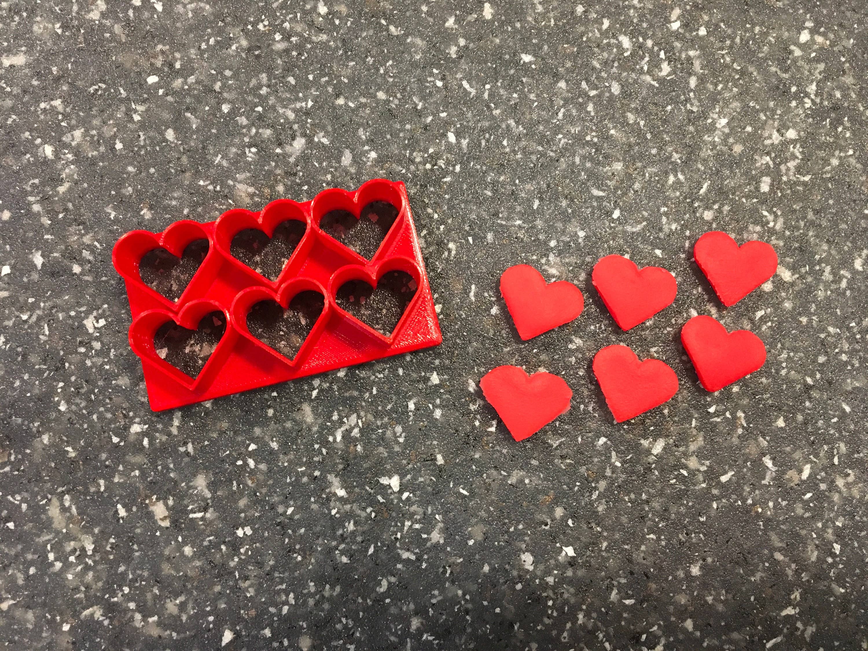 CookieCutterSupply - Wholesale Cookie Cutter - Heart Shapes Cookie Cutter