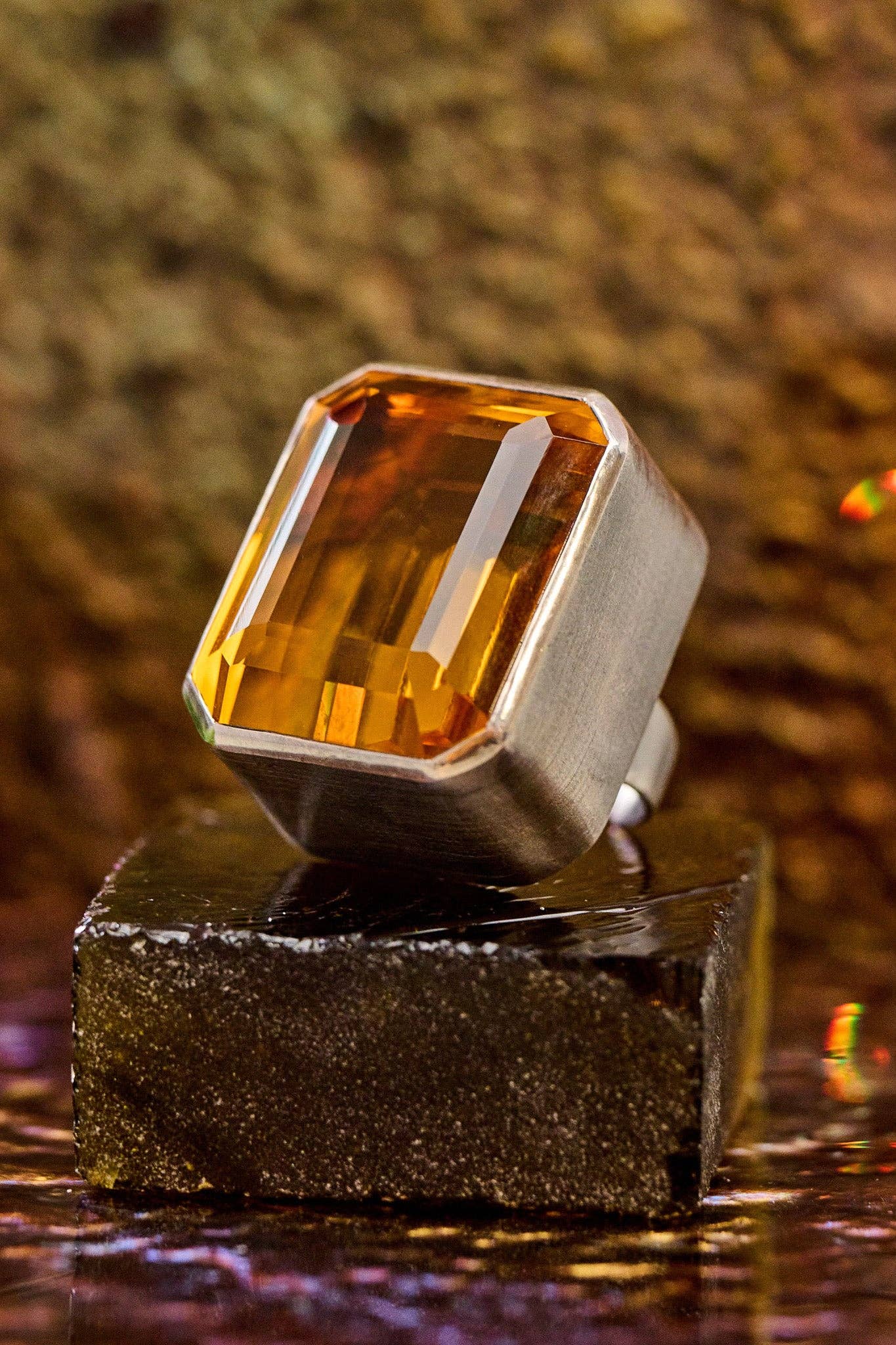 Vesper Obscura - Vente Bague de cocktail/de cérémonie - Bague Goliath Carrée en Doré (Argent)