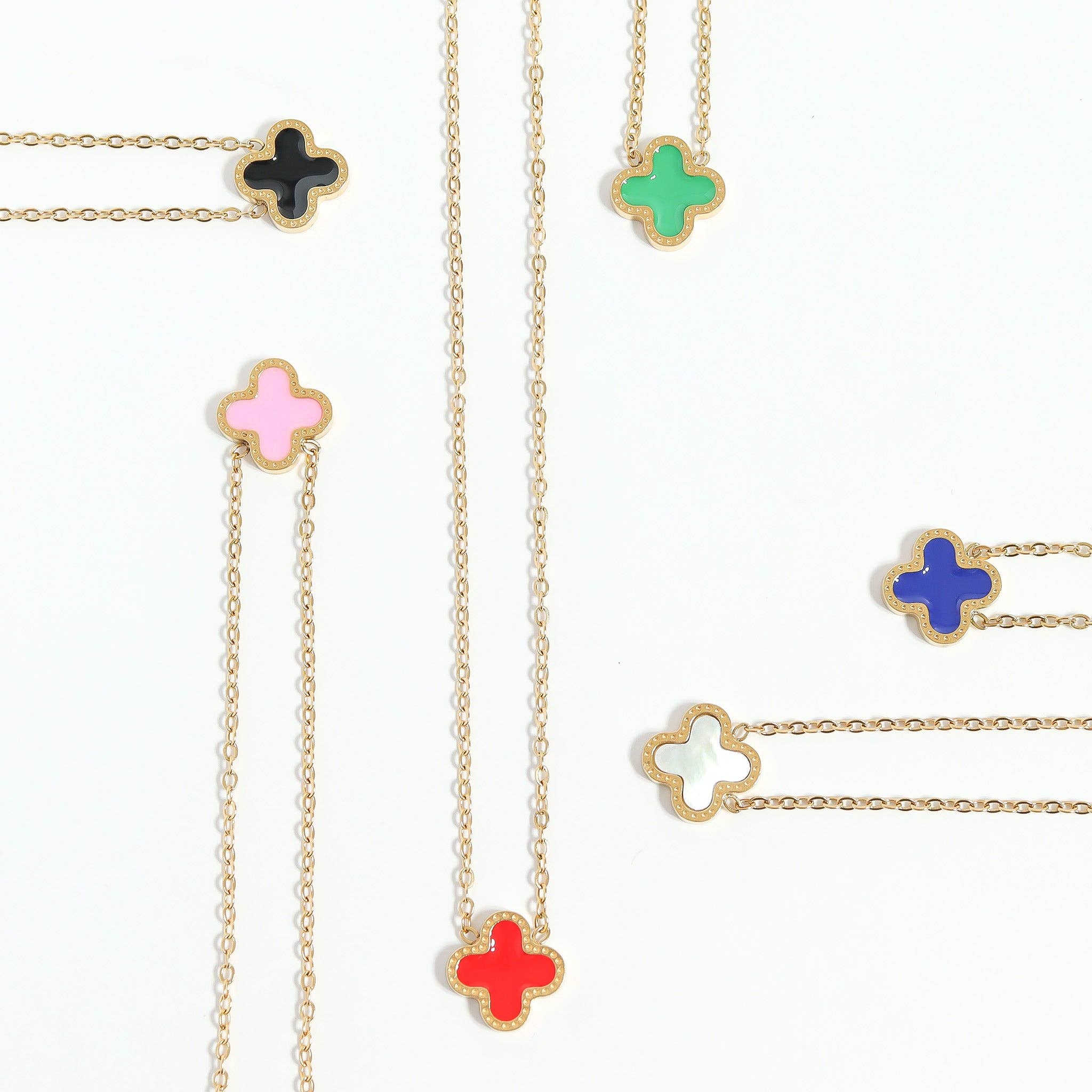 Guld 18K guld PVD rostfritt stål Lucky Clover Charm-halsband för wholesale på Faire4