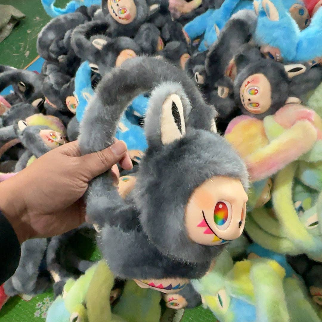 Little Trendy - Wholesale Earwarmers/Ear Muffs - Kids - Cute monster plush furry earwarmers cartoon winter earmuffs2