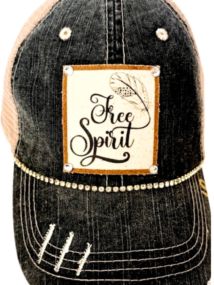 (10) GORRA DE CAMIONERO "ESPÍRITU LIBRE" DESGASTADA para venta al por mayor de Jana's Flannels