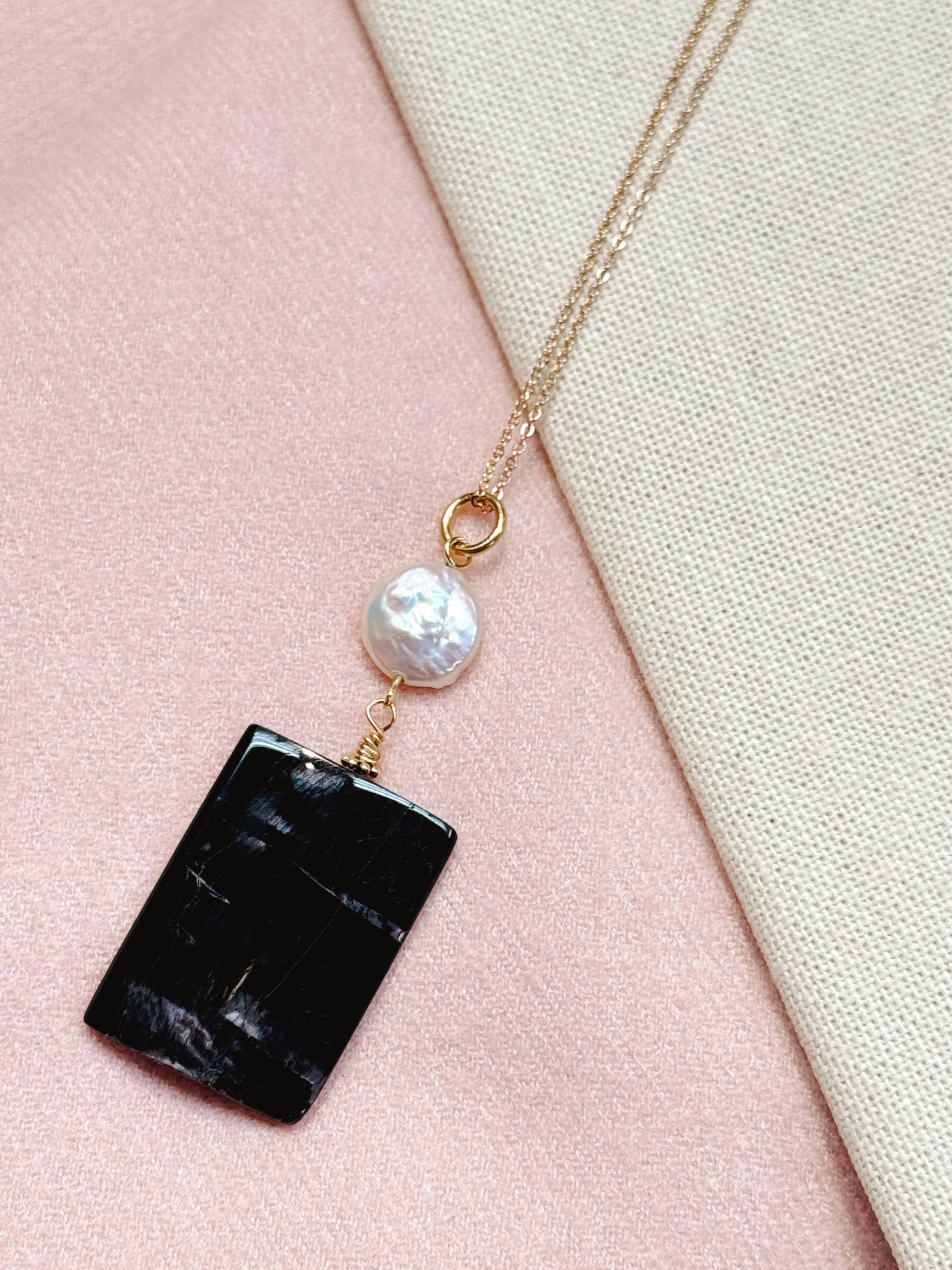 Gracie Rose Designs - Wholesale Pendant/Charm Necklace - Boho Gold Freshwater Pearl Hypersthene Pendant Necklace0