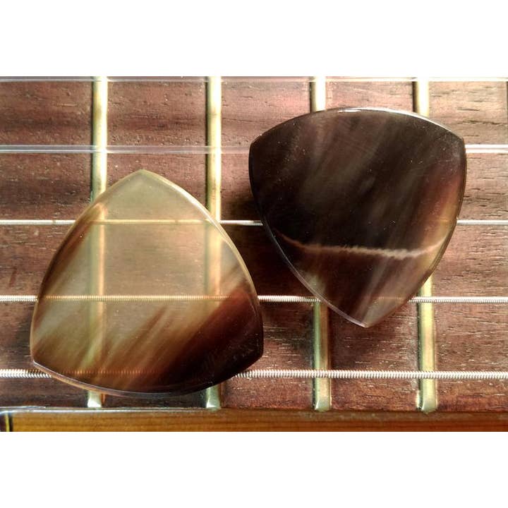 Master Artisan Guitar Picks - Wholesale Musical Instrument - Natural Zebu Horn Guitar Pick (3 Pack)4