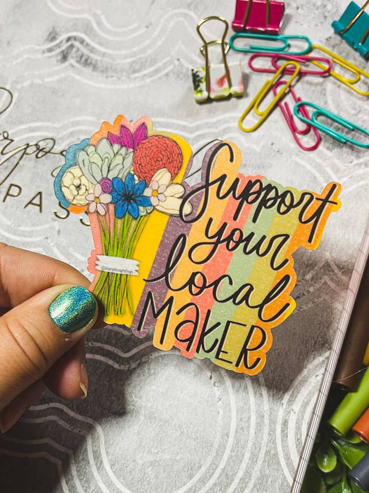 Støtte din lokale Maker Floral Bouquet Sticker for engroshandel hos Sharp Thoughtlings