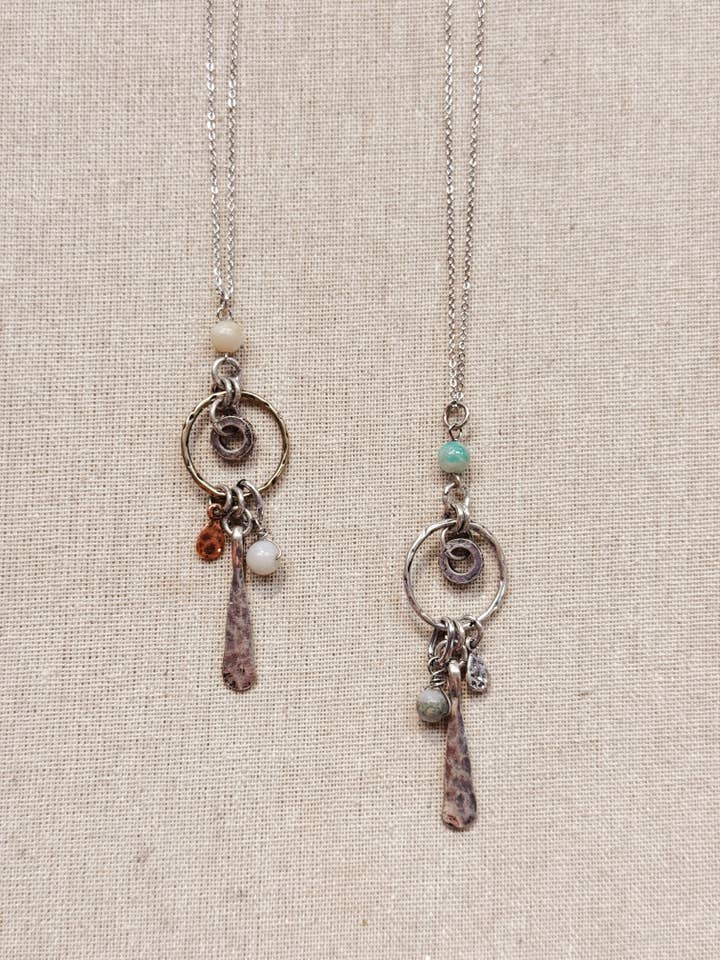 Colar Pendente de Aglomerado de Pedras Semi-Preciosas Antigas por atacado de Gracie Rose Designs