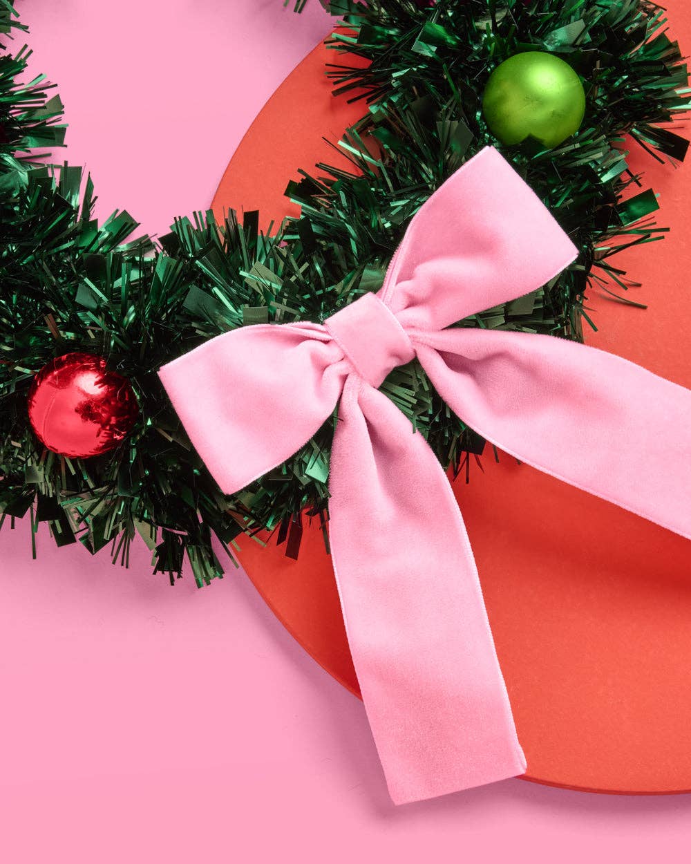 xo, Fetti - Vente Couronne - Une couronne de Noël - mini couronne iridescente verte pour les fêtes de Noël4