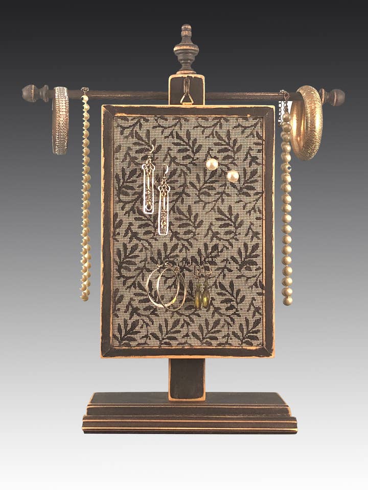 Porte-Boucle d'oreille classique - Feuilles pour la vente par Earring Holder Gallery