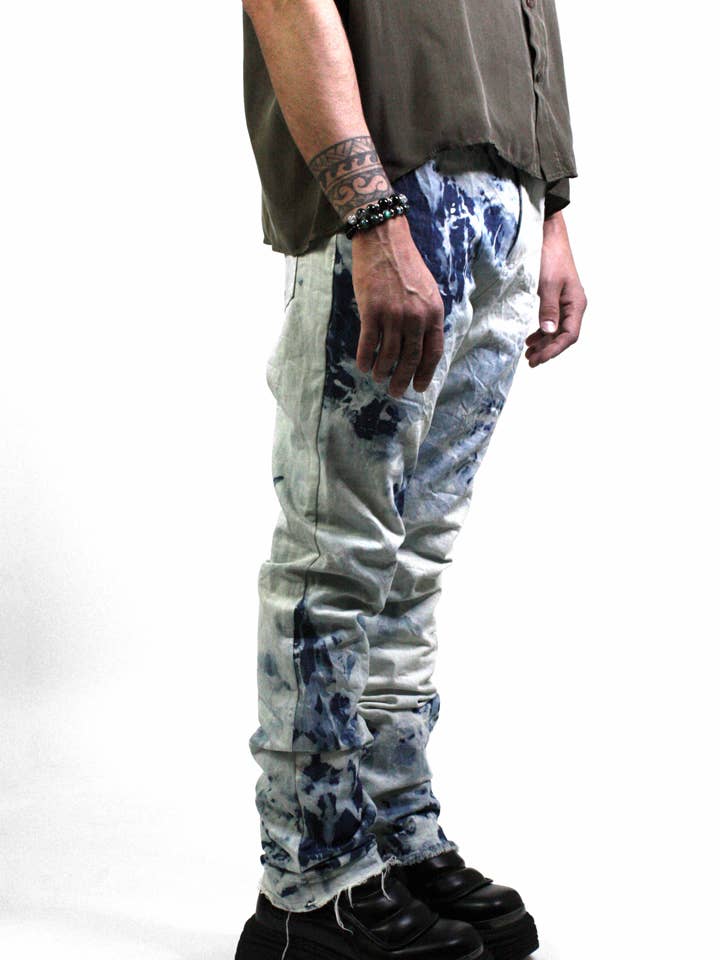 Jeansjeans med spräcklig syrlig passform för wholesale av JEN MM DSGN