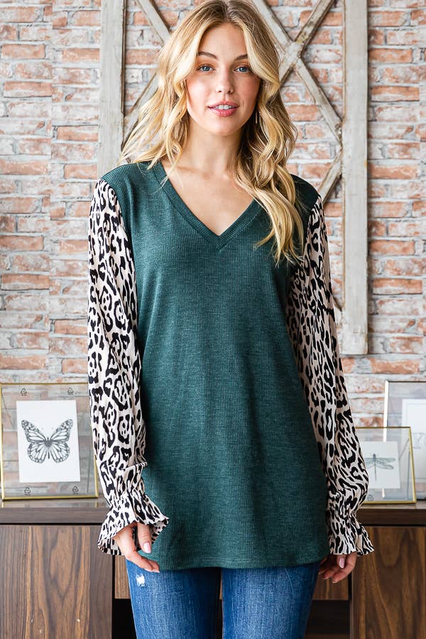 HEIMISH - Wholesale Knit Top - Women's - ET7371-10 LONG SLEEVE SOLID THERMAL AND ANIMAL TOP1