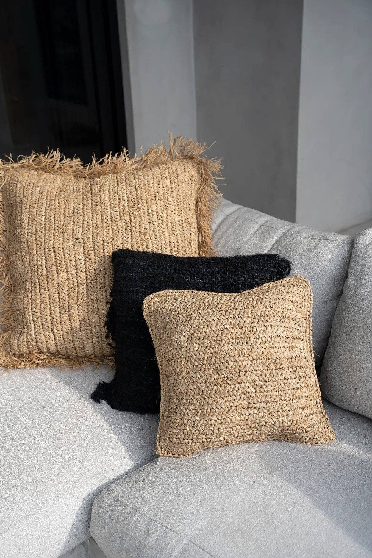 Bazar Bizar Living - Wholesale Throw Pillow Cover - The Raffia Flores Cushion Cover Square - Natural - 40x402