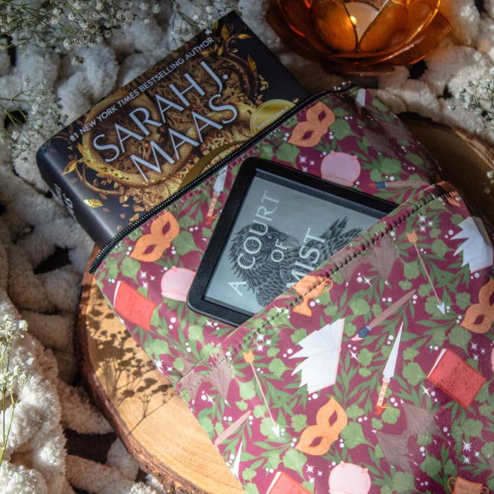 Meaggie Moos - Wholesale Book Cover - Book / Tablet Sleeve | A Court of Thorns and Roses