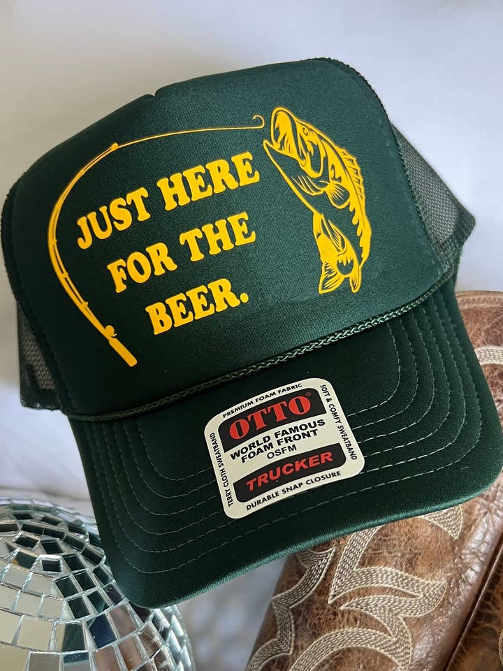 Truckerhoed voor bier en vissen | Weekend | Rivier | Lake Vibes voor wholesale door Threaded Rodeo